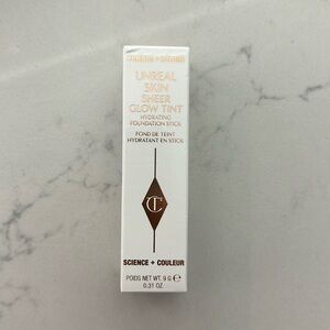 Charlotte Tilbury unreal skin sheer glow tint, shade 6 nib